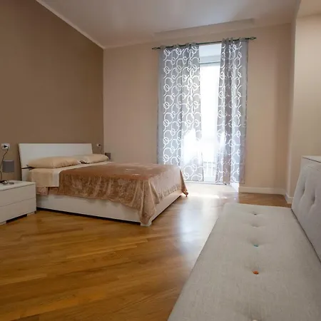 Privilege Chiaia By Dimorra *