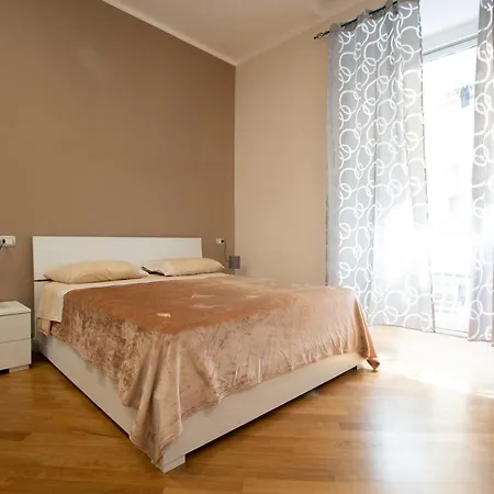 Privilege Chiaia By Dimorra