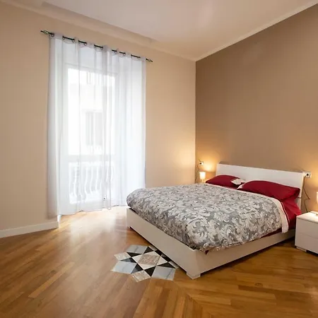 Privilege Chiaia By Dimorra *